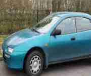 MAZDA 323F 1. 8, Automatik, Klima, Pioneer BT Radio